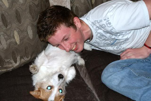 http://i277.photobucket.com/albums/kk41/LzzieIzzie/DSC00268.jpg