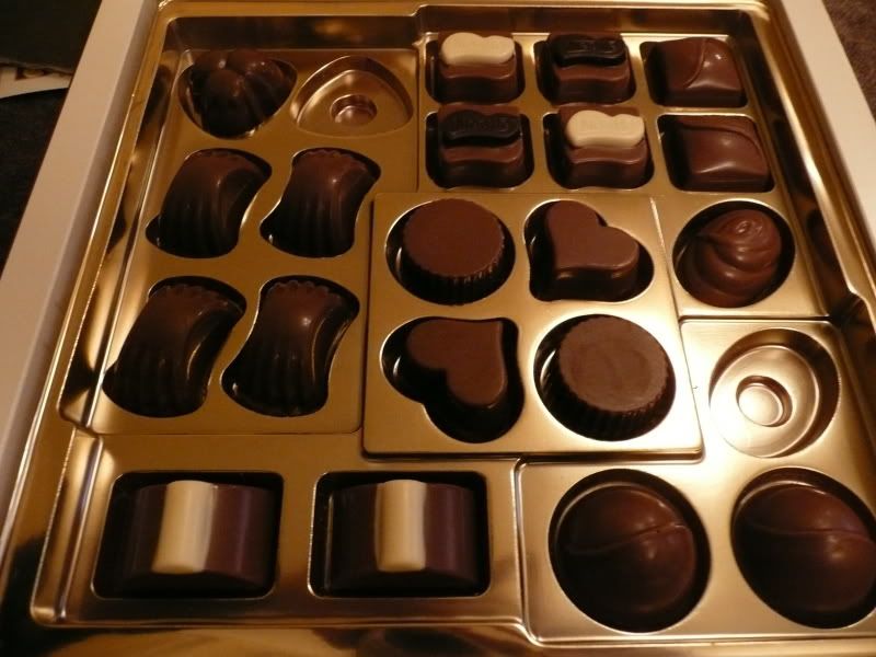 http://i277.photobucket.com/albums/kk41/LzzieIzzie/P1010115.jpg