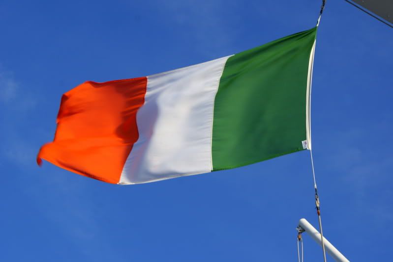 http://i277.photobucket.com/albums/kk41/LzzieIzzie/ireland/DSC05804.jpg