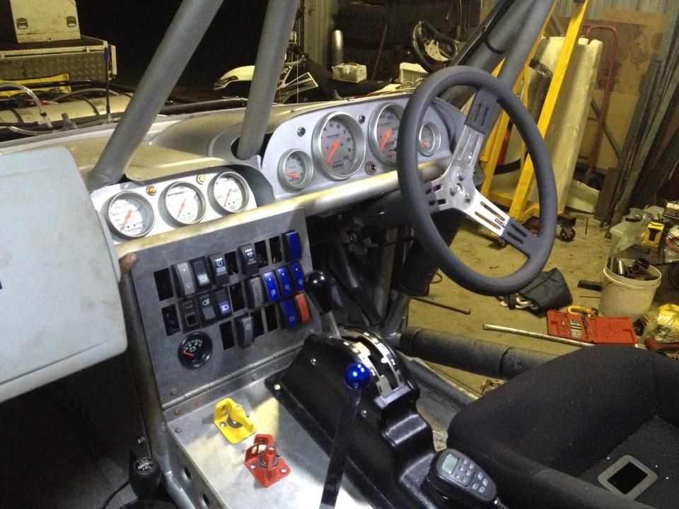 Nissan patrol gq roll cage #5