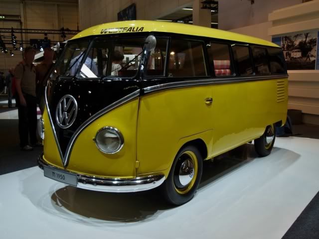 http://i277.photobucket.com/albums/kk49/25hpman/vw-t1-aus-dem-jahr-53227.jpg