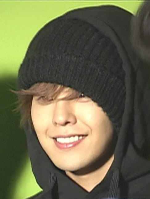 G-Dragon in hoodie Pictures, Images and Photos