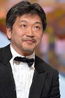 Hirokazu%20Koreeda_zps2d7mgsap.png