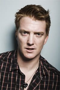 [Image: qotsa-1.jpg]