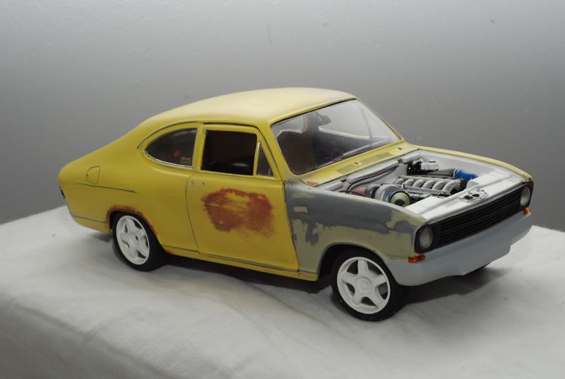 http://i277.photobucket.com/albums/kk75/zionsson/Diecast/custom_kadett03.jpg