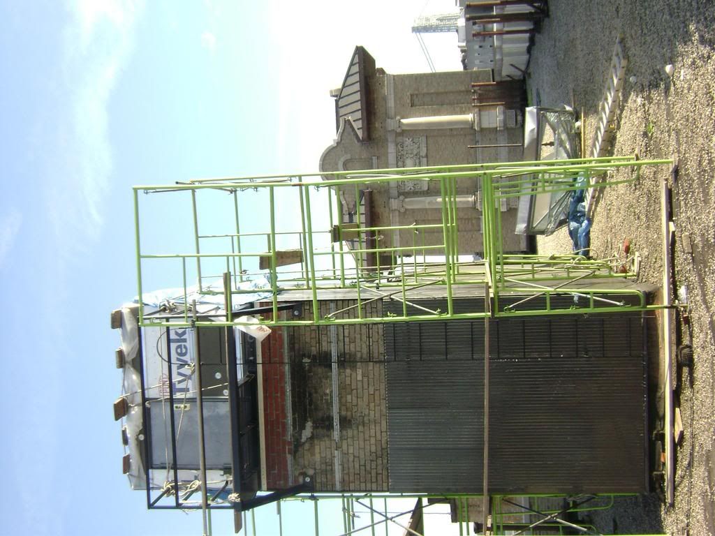 Elevator Bulkhead And Scaffolding Photo by mf800 | Photobucket