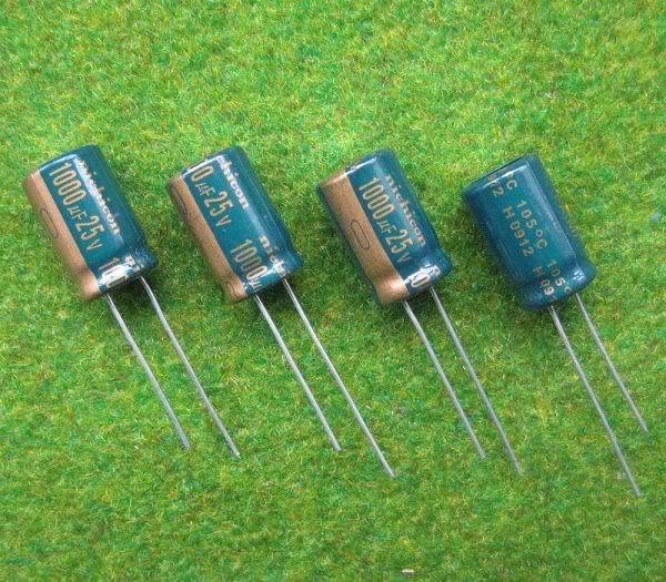 Elko 220 µF 25V Kondensator Stützkondensator Flackerschutz DR04 NEU 50 Stk